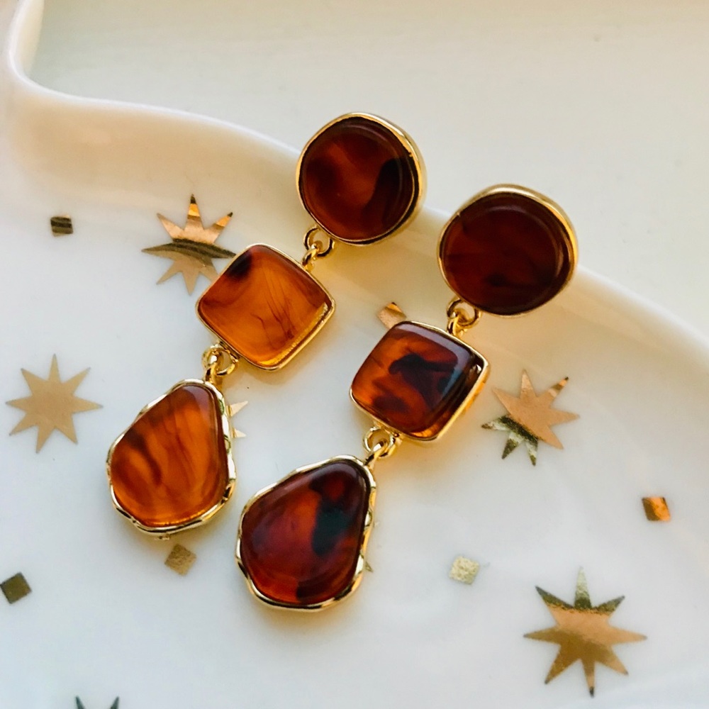✨ Brown Marbled Resin Earrings